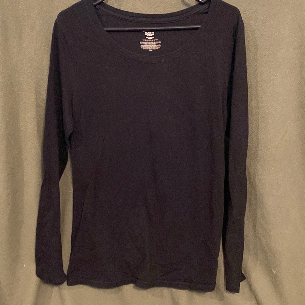 Long sleeved top